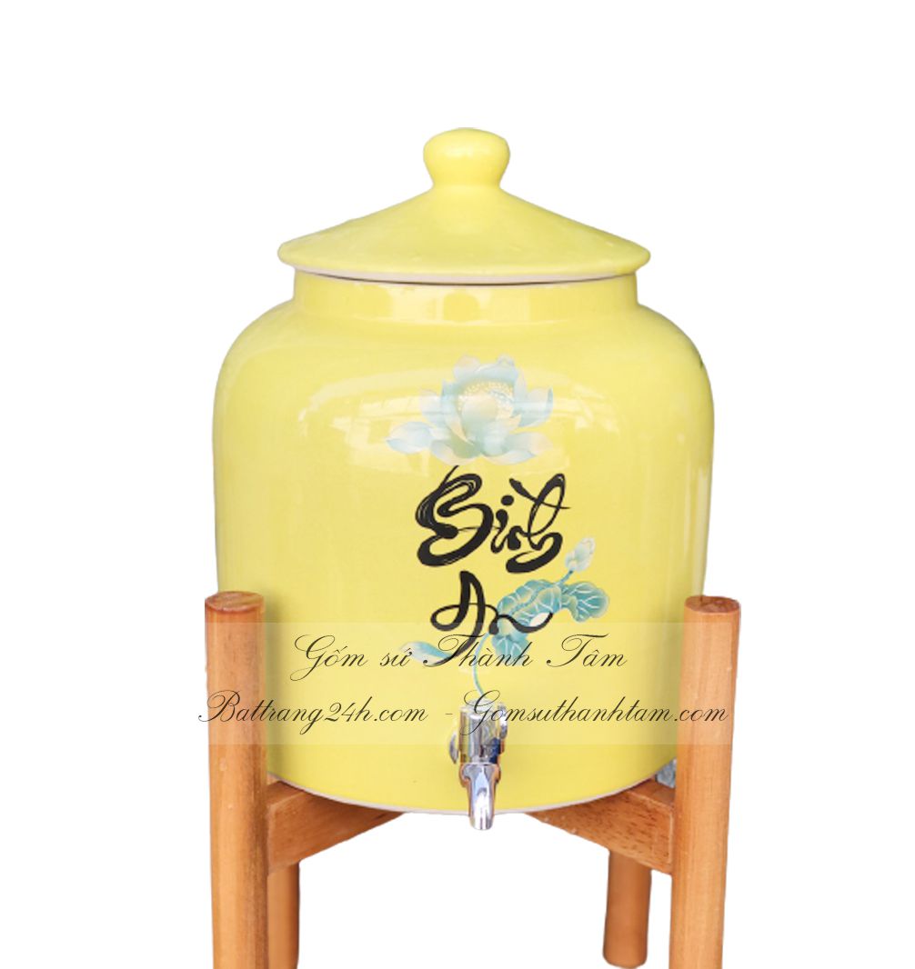 Cửa hàng mua bình nước gốm Bát Tràng màu men vàng vẽ chữ Bình An dùng trong văn phòng làm việc tiện lợi, đẹp mắt, giá rẻ